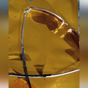 Stylish Gold Sunglasses